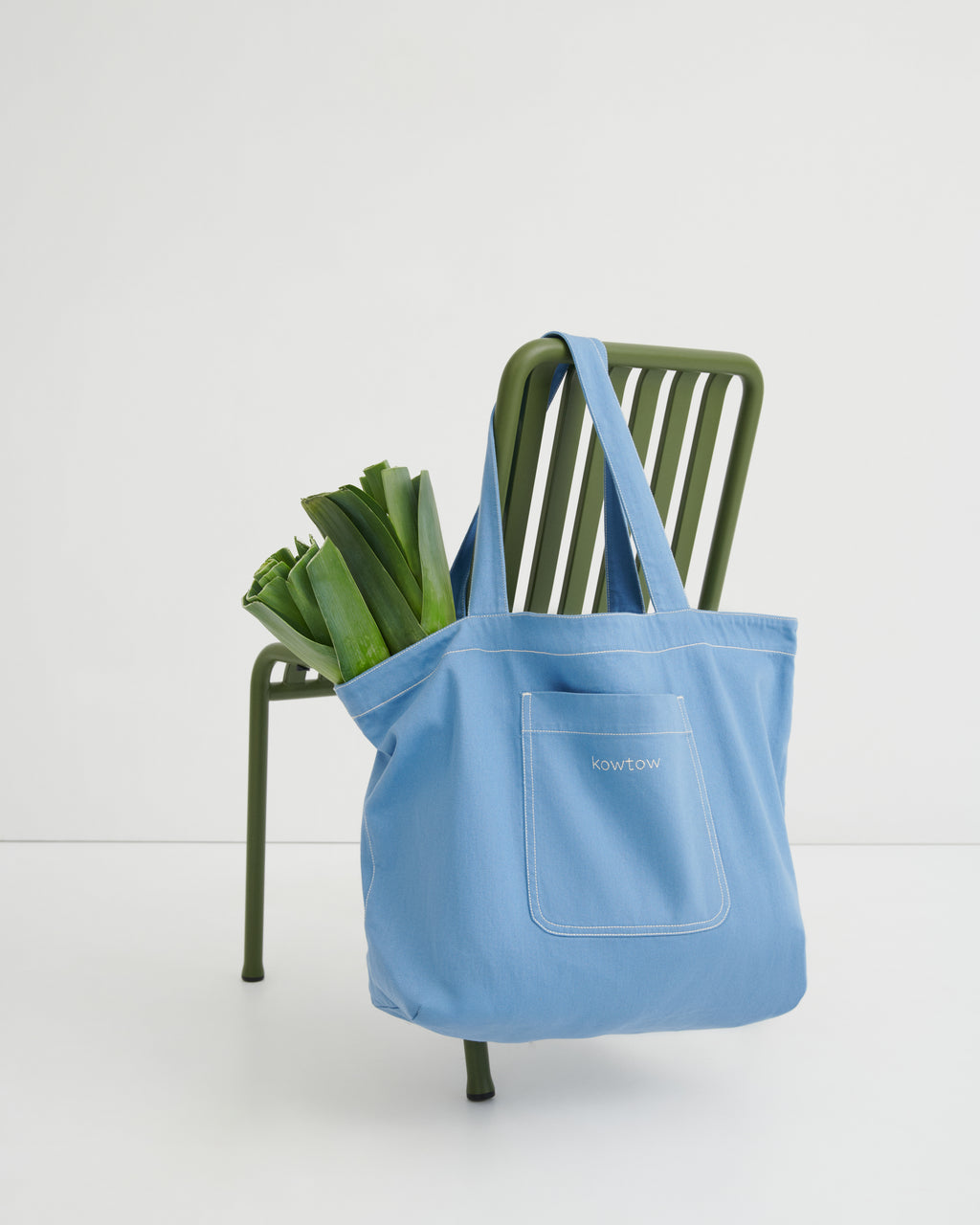 EVERYDAY TOTE-KOWTOW