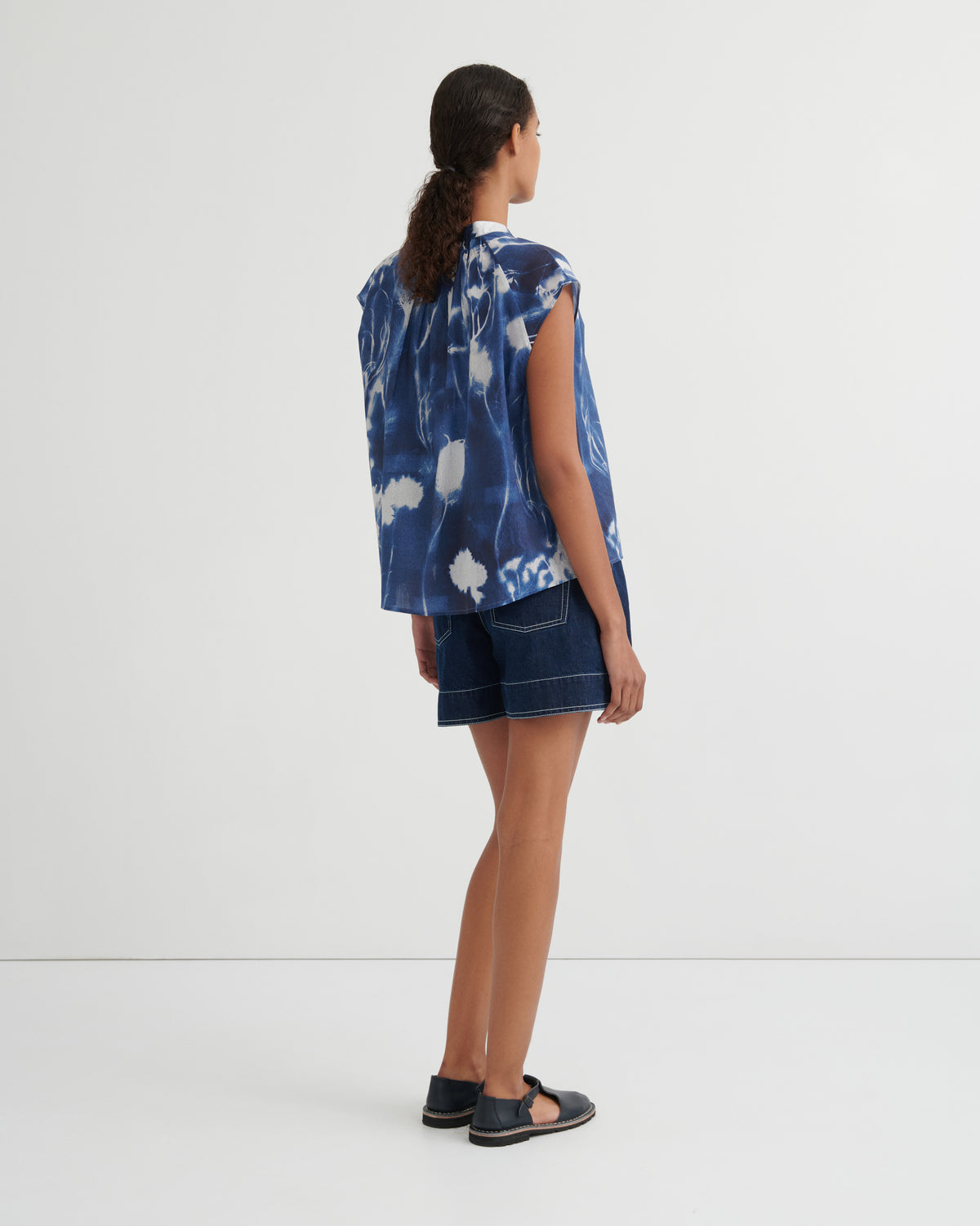 Equinox Top - KOWTOW