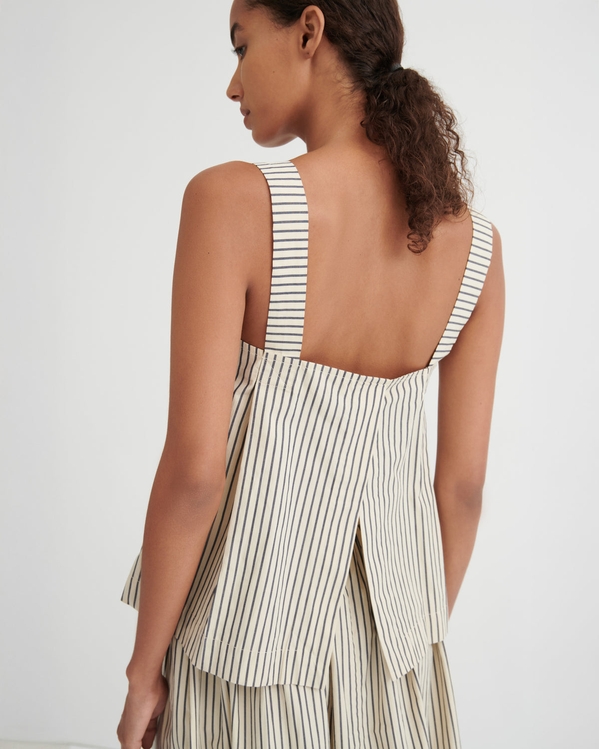 Elle Top - Kowtow