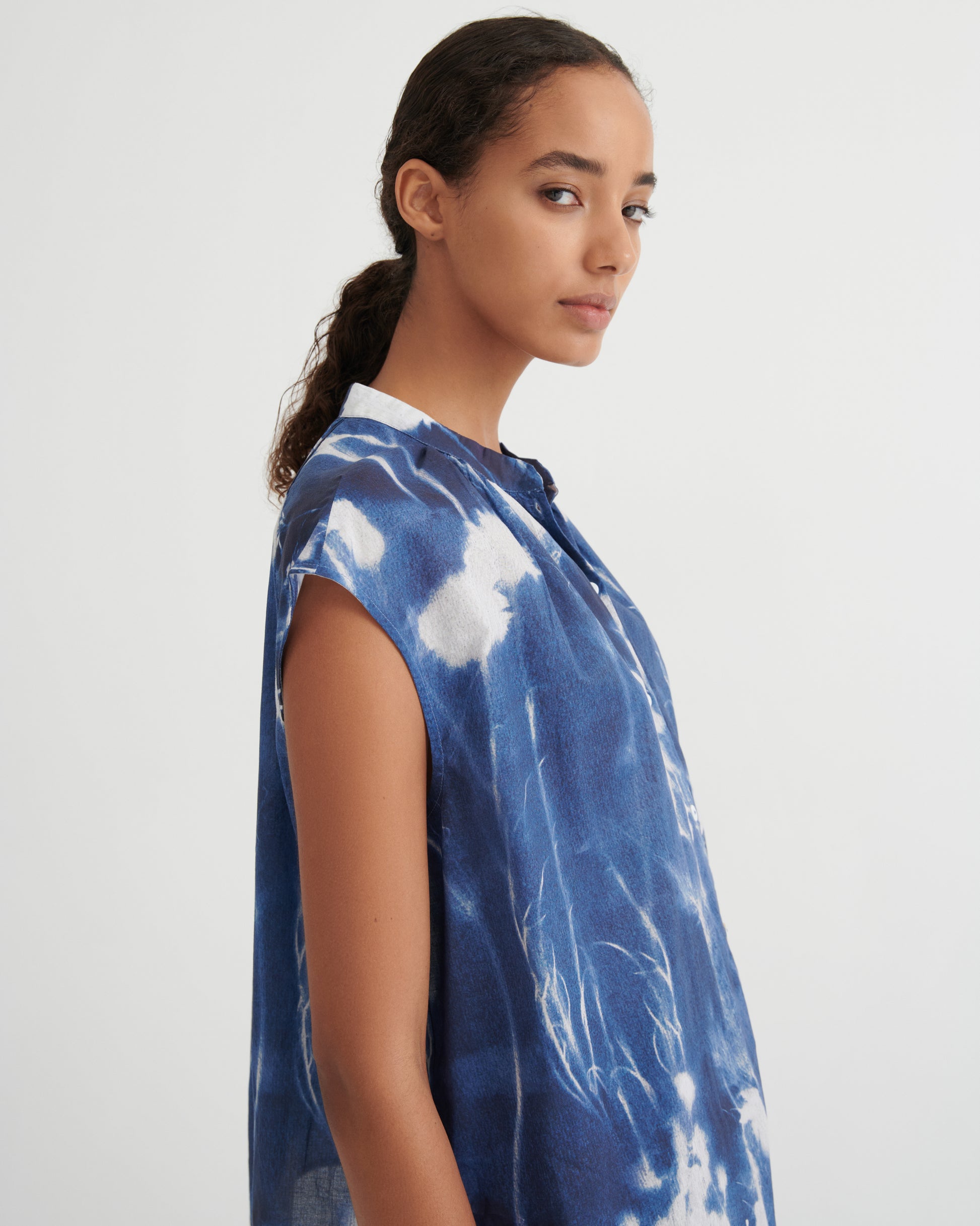 Equinox Top - KOWTOW