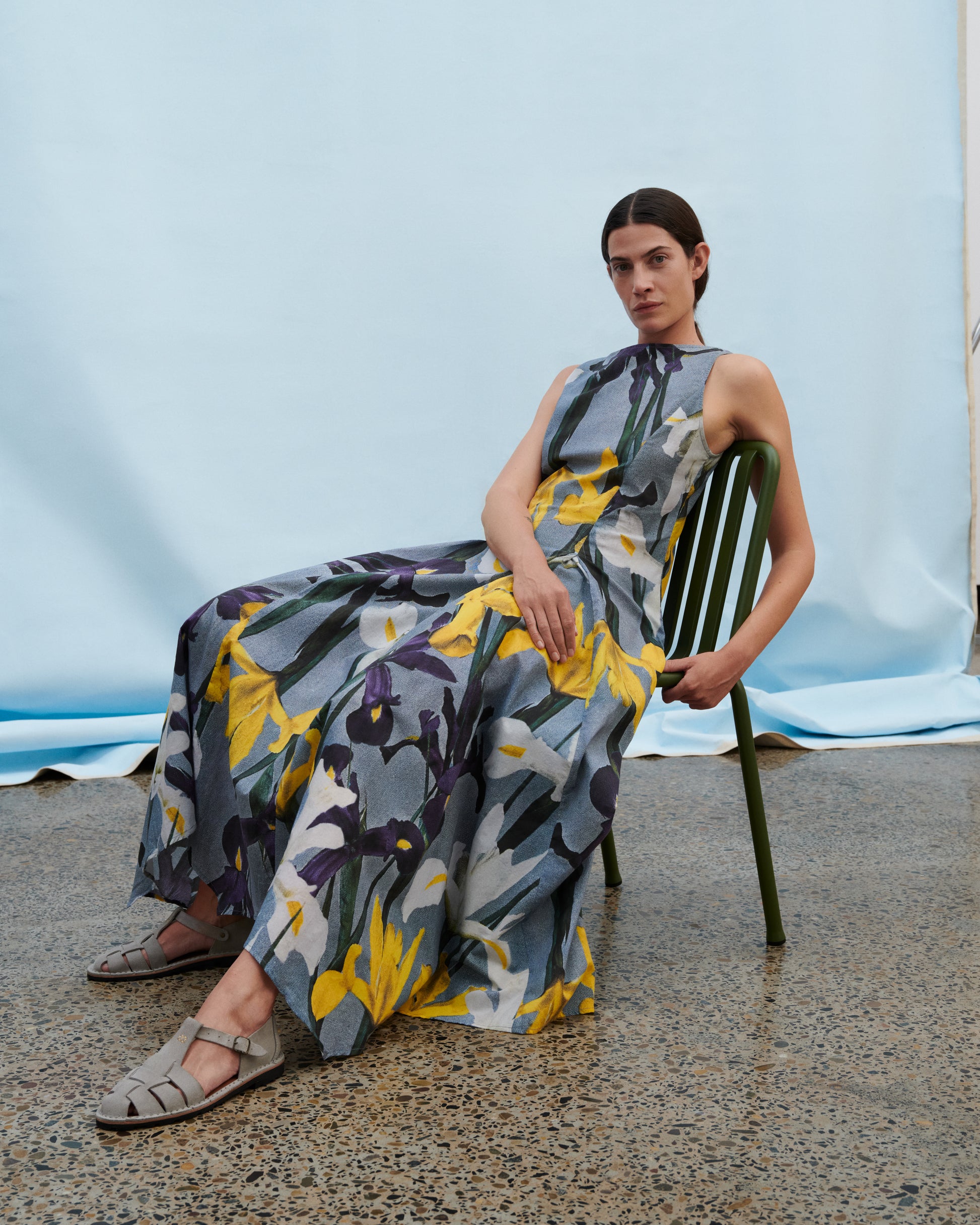 Signify Dress. Kowtow