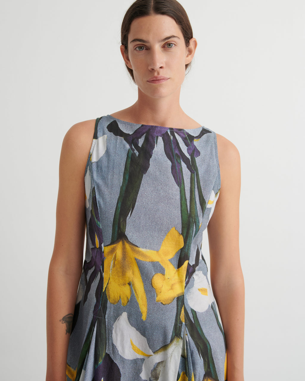 Signify Dress. Kowtow