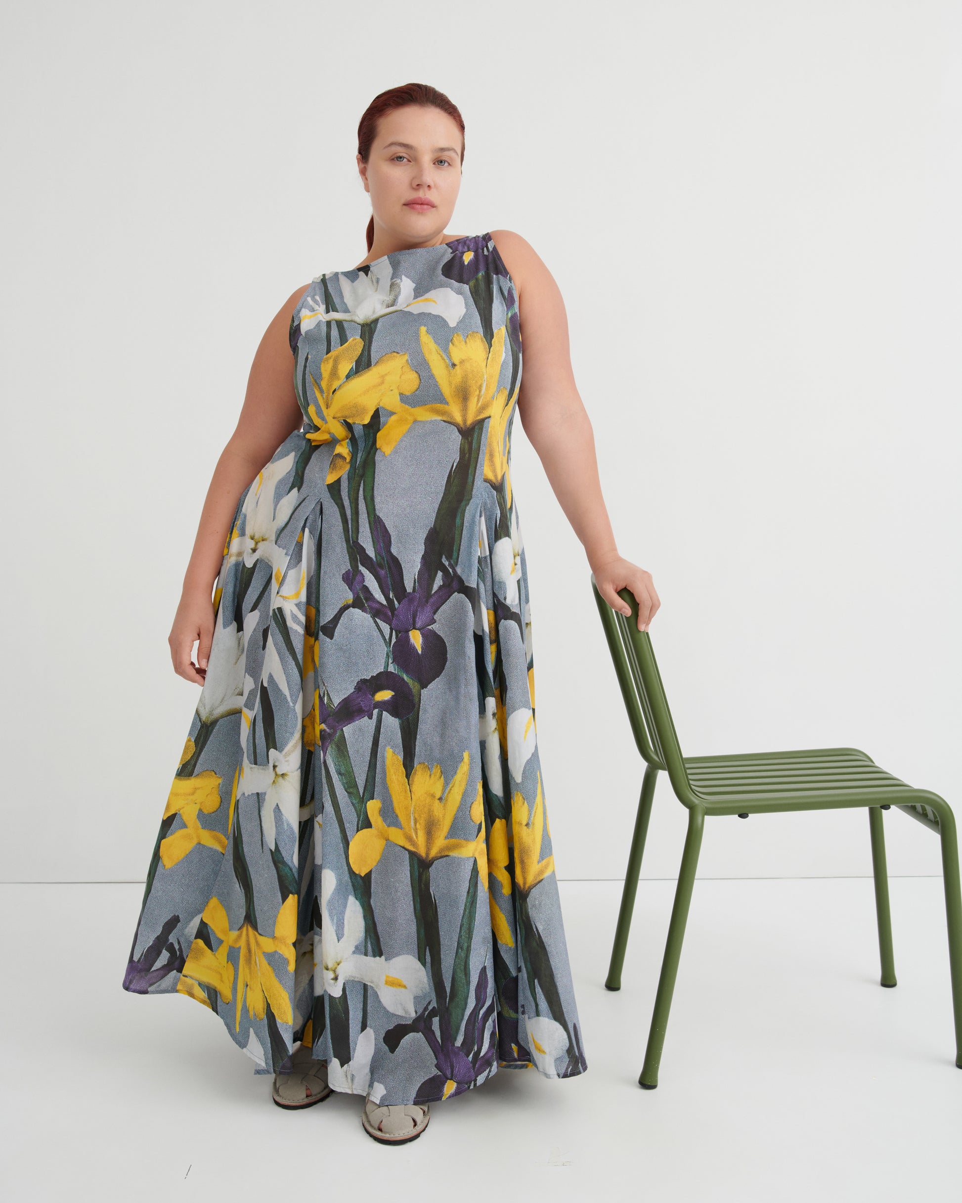 Signify Dress. Kowtow