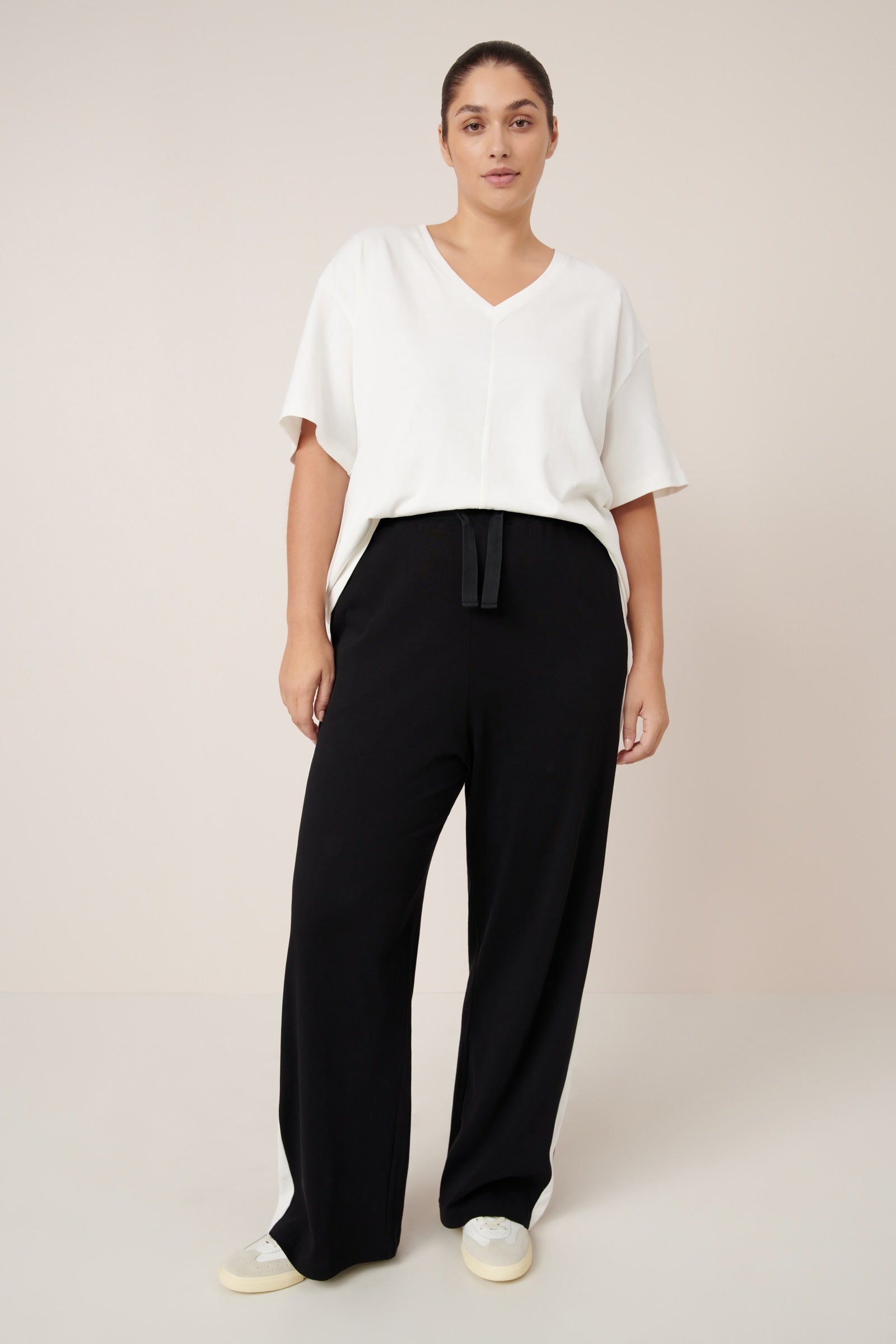 Contrast Track Pant Kowtow