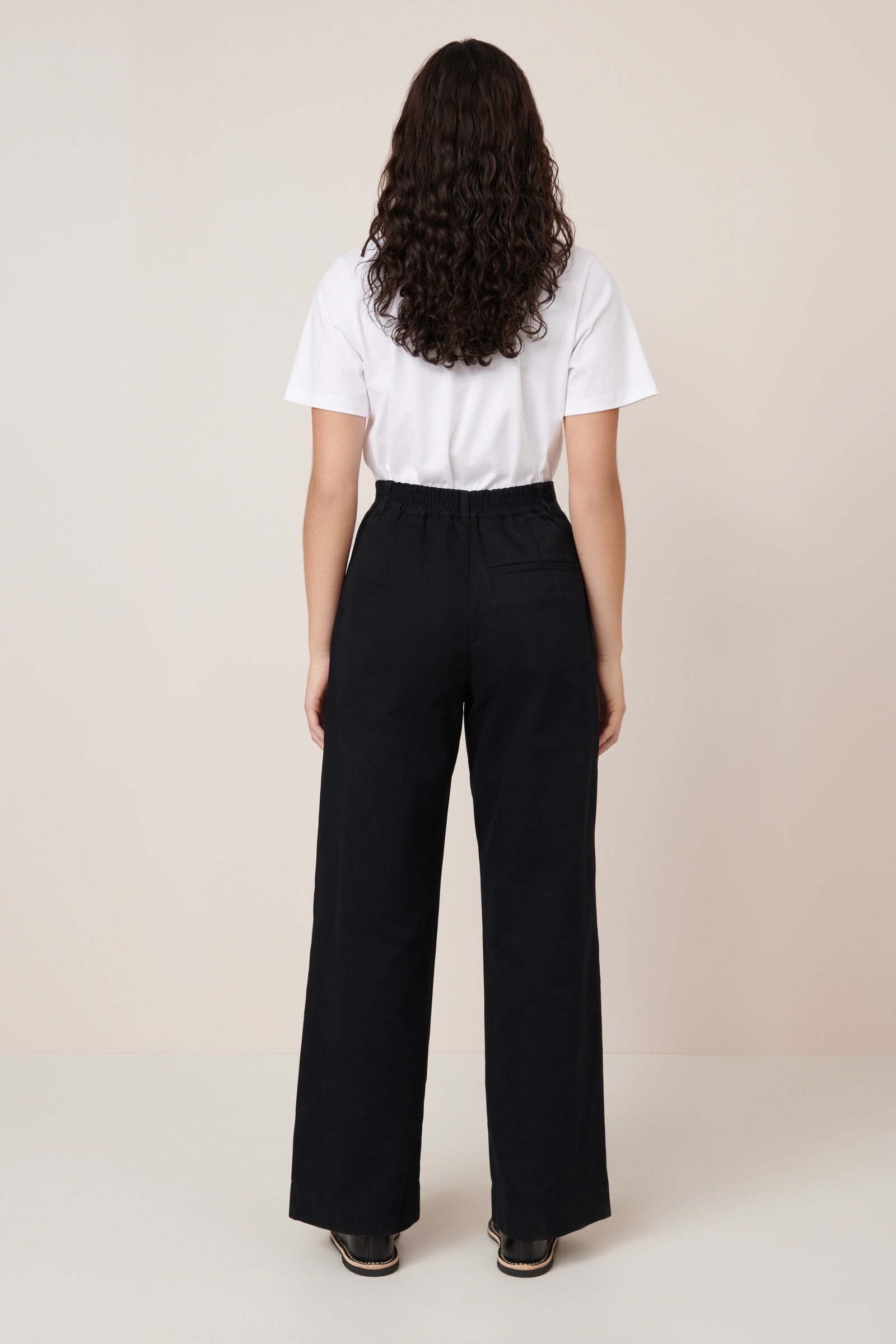 Franz Pants Kowtow