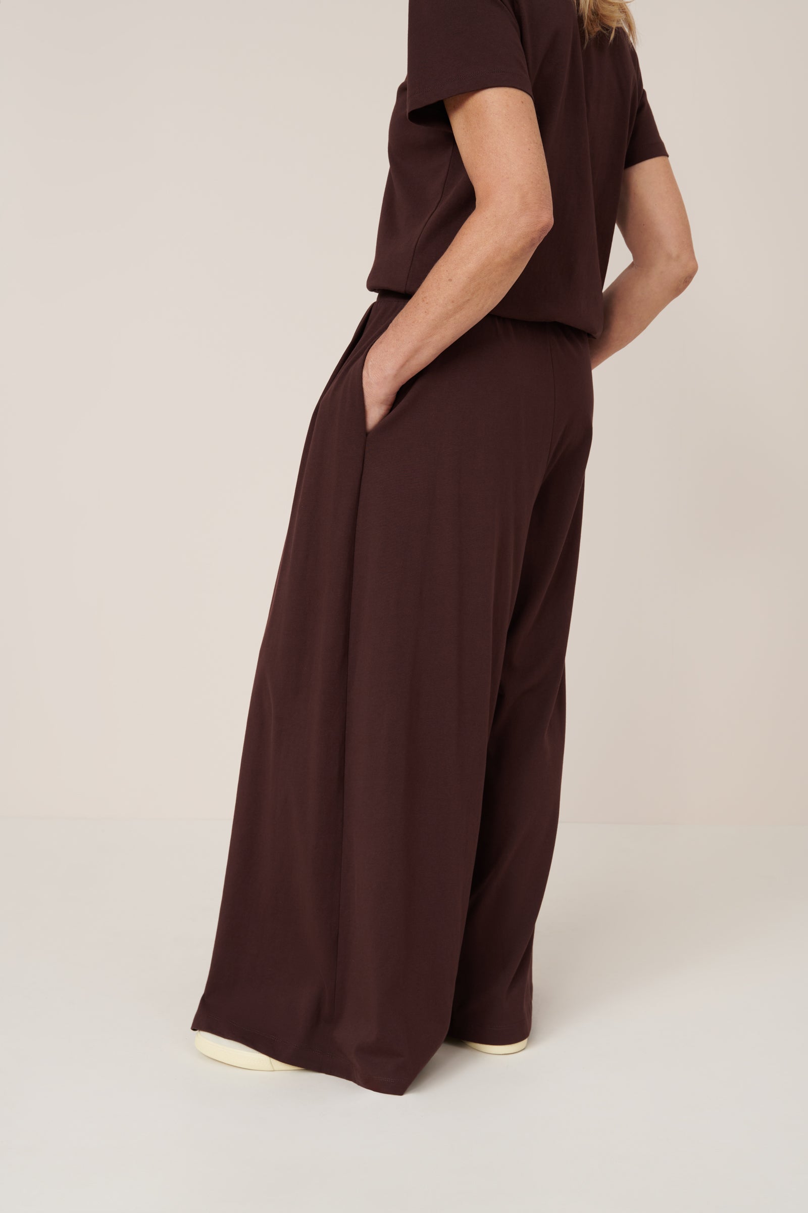 Drape Pant Kowtow
