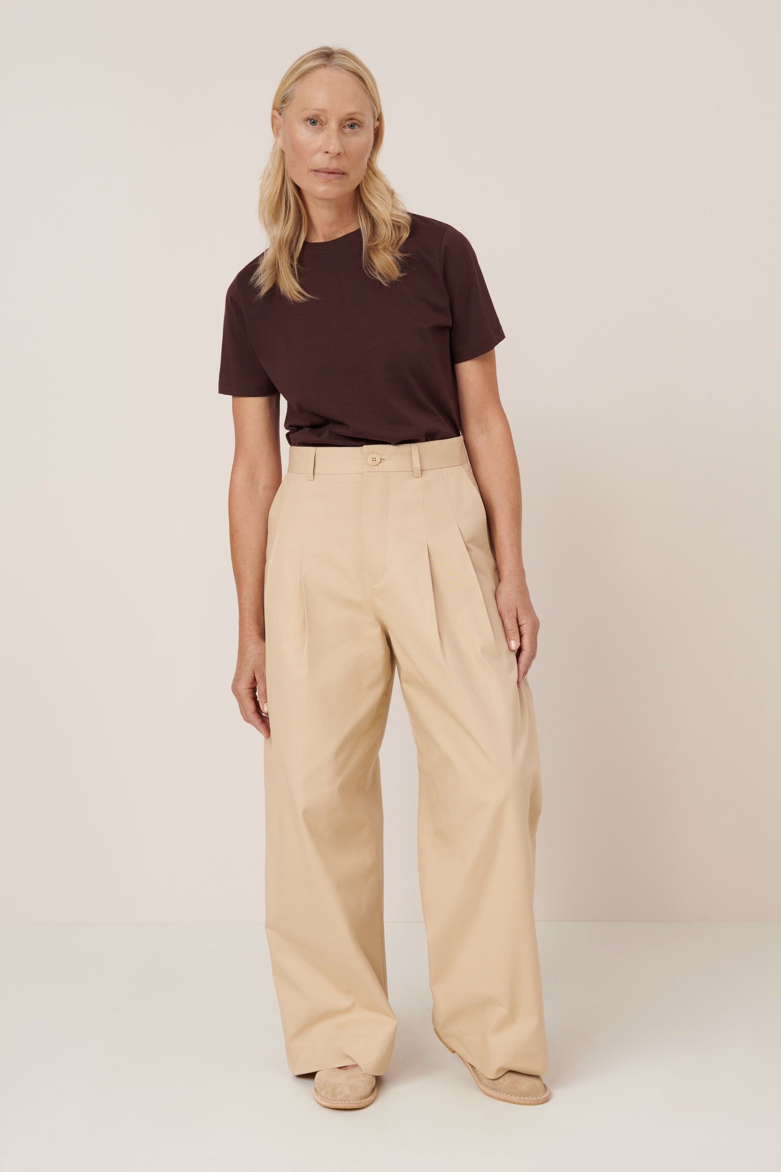 Arch Pants Kowtow