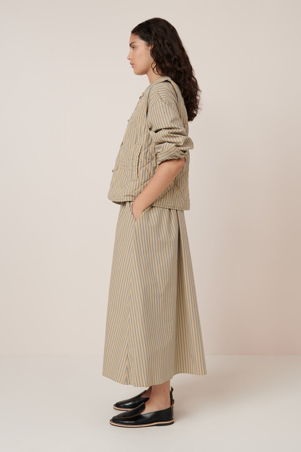 Axis Vest Kowtow
