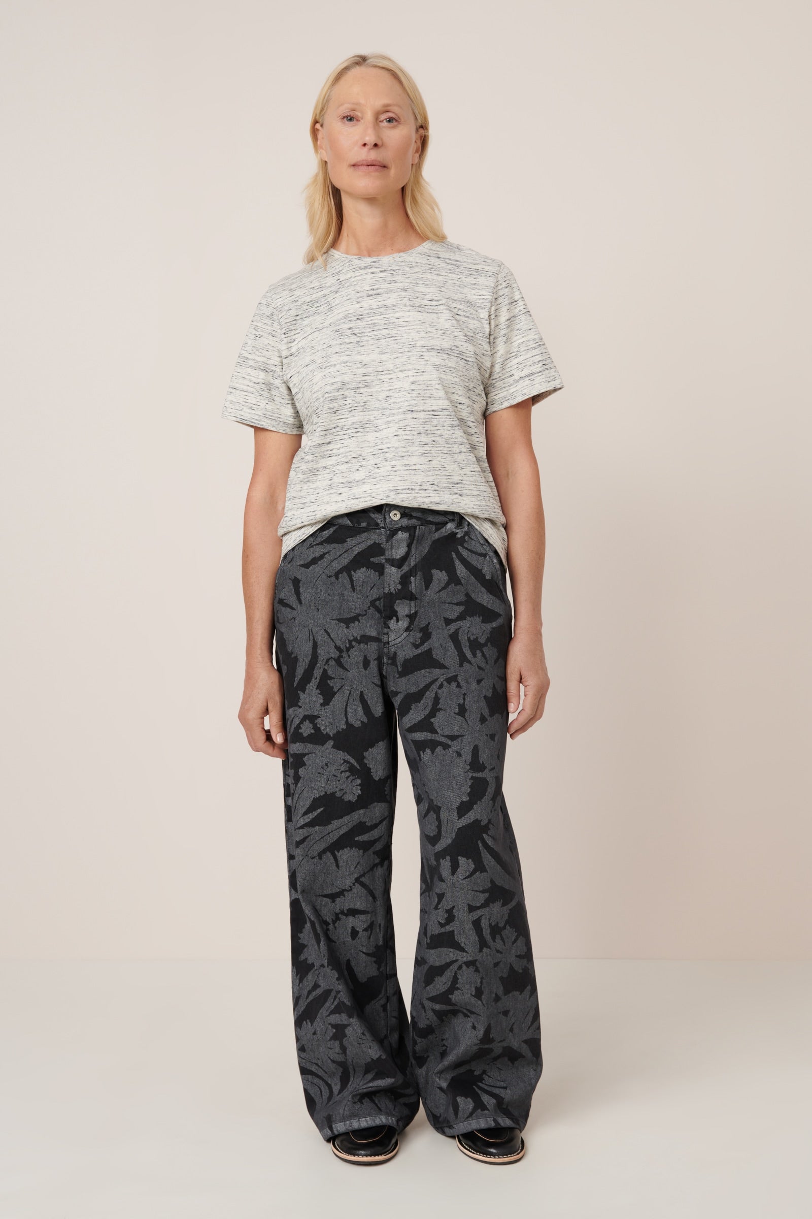 Standard Tee Marble Kowtow